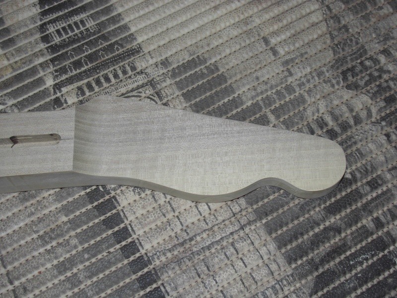headstock.jpg