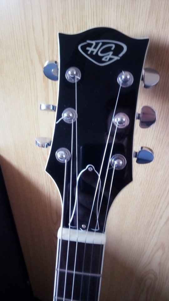 headstock.jpg