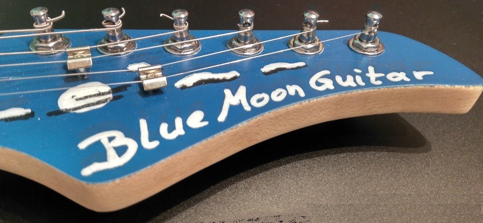 Headstock.jpg