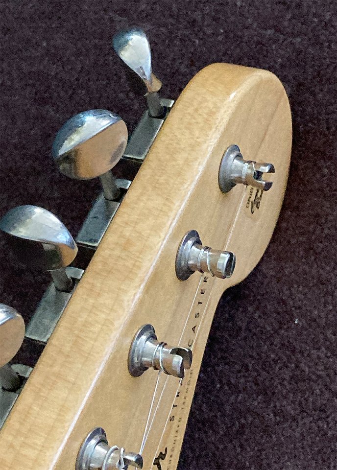 Headstock Rundung und Dicke.jpg