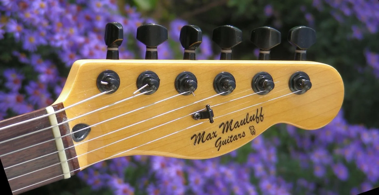 Headstock.jpg
