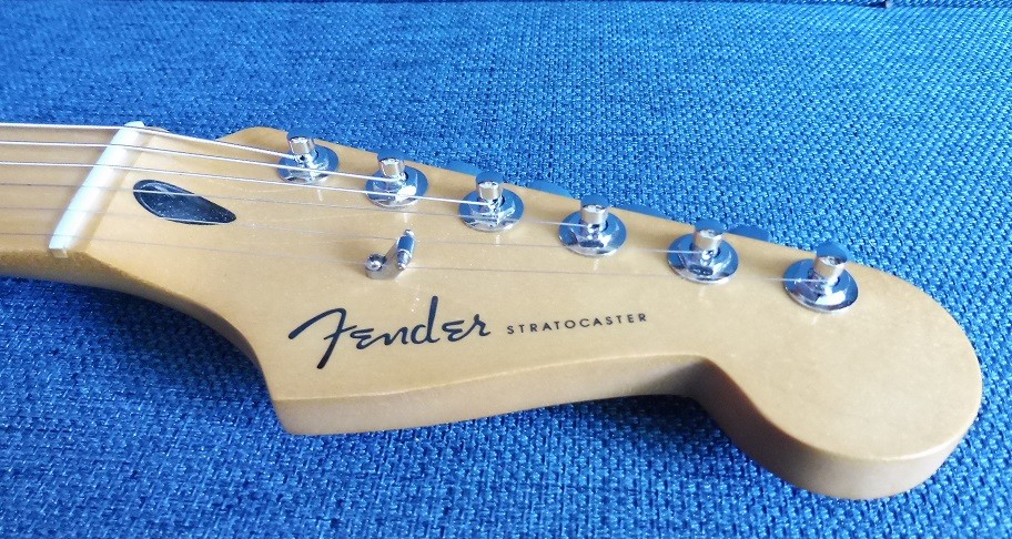 Headstock1.jpg