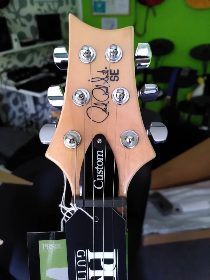 Headstock_1.jpg