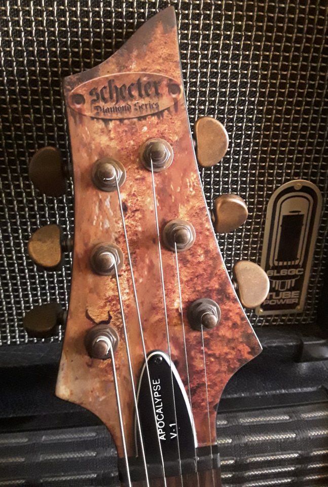 Headstock_100651.jpg