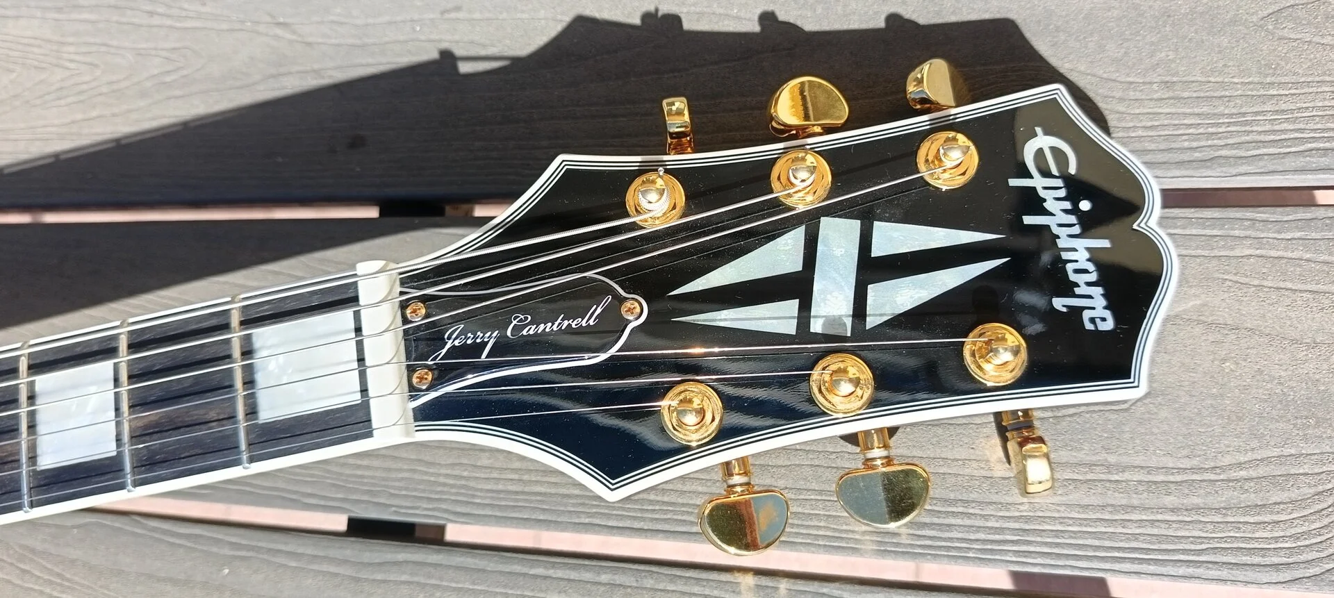 Headstock_20250305_122517.webp