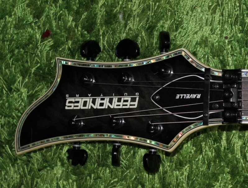 Headstock_front_1.jpg