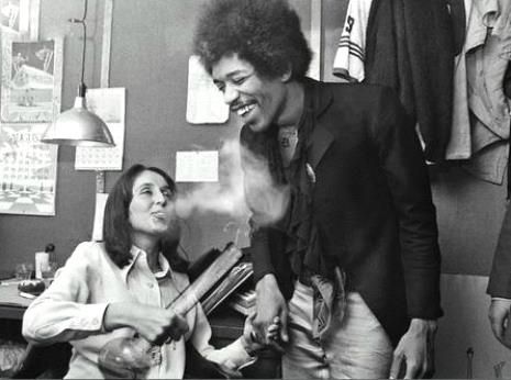 Hendrix(2).jpg