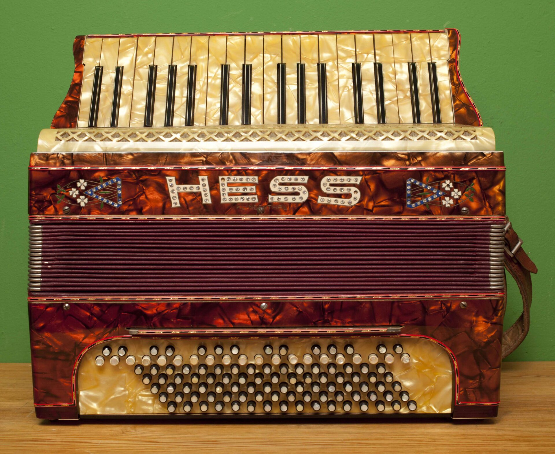 hess.jpg