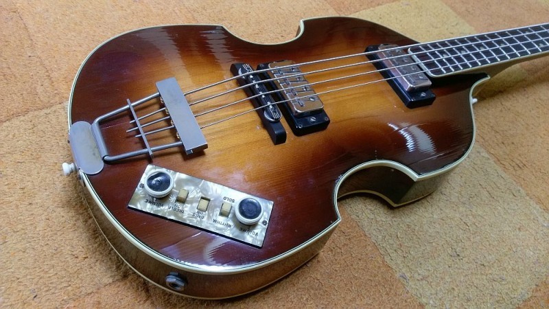 Höfner Violin Bass 500-1 1966 SN.2915 11.jpg