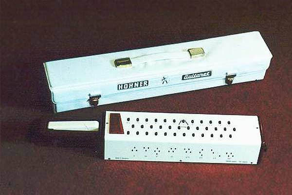 Hohner Guitaret.jpg