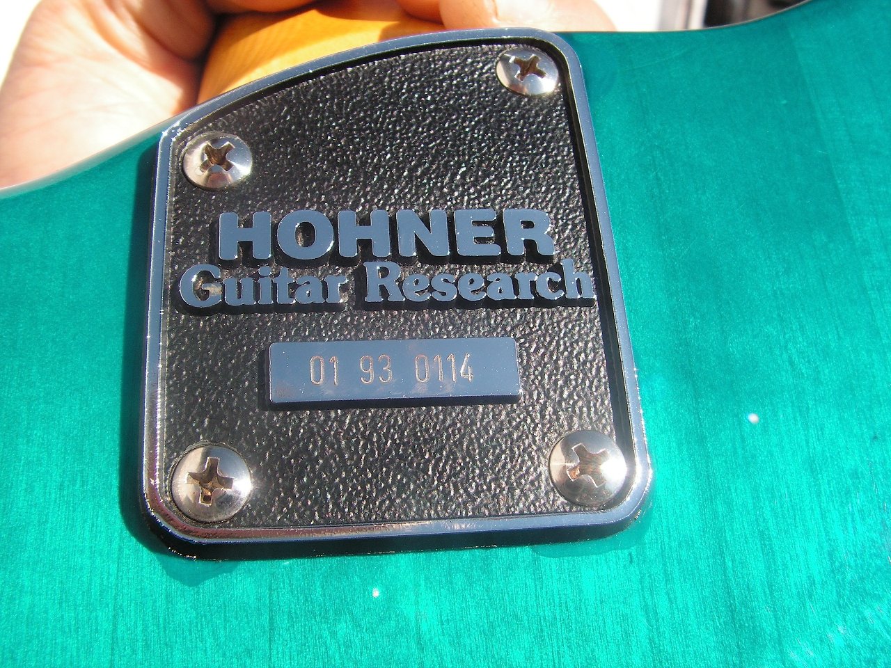 Hohner Revelation ATX 01 93 0114 serial 1.jpg