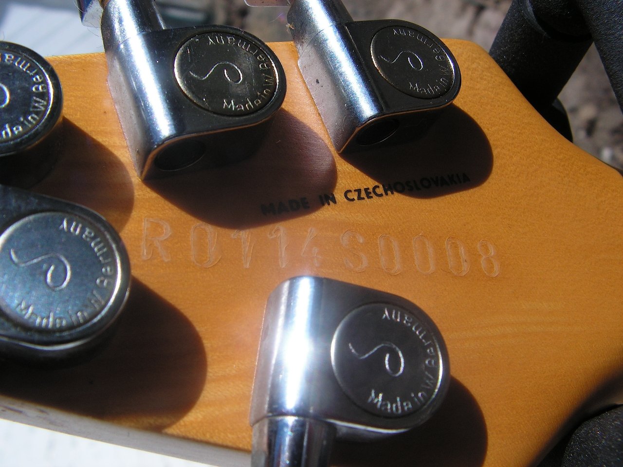 Hohner Revelation ATX 01 93 0114 serial 2.jpg