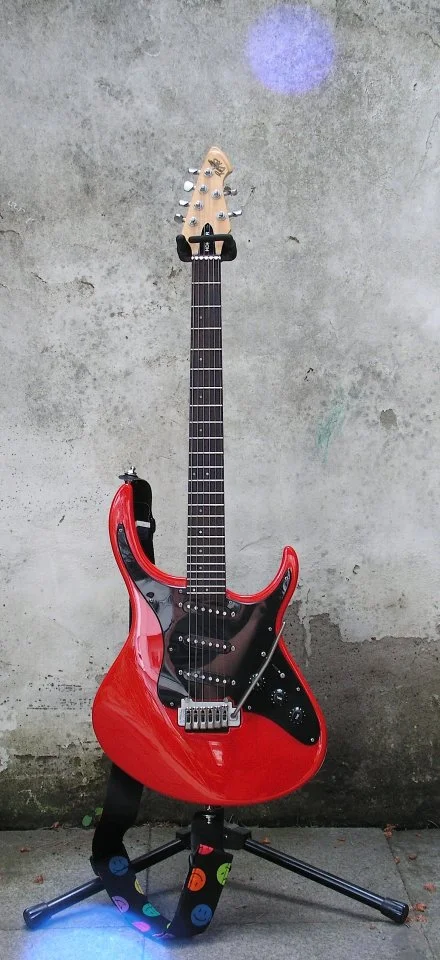 Hohner Revelation RTS Prototype Red.webp