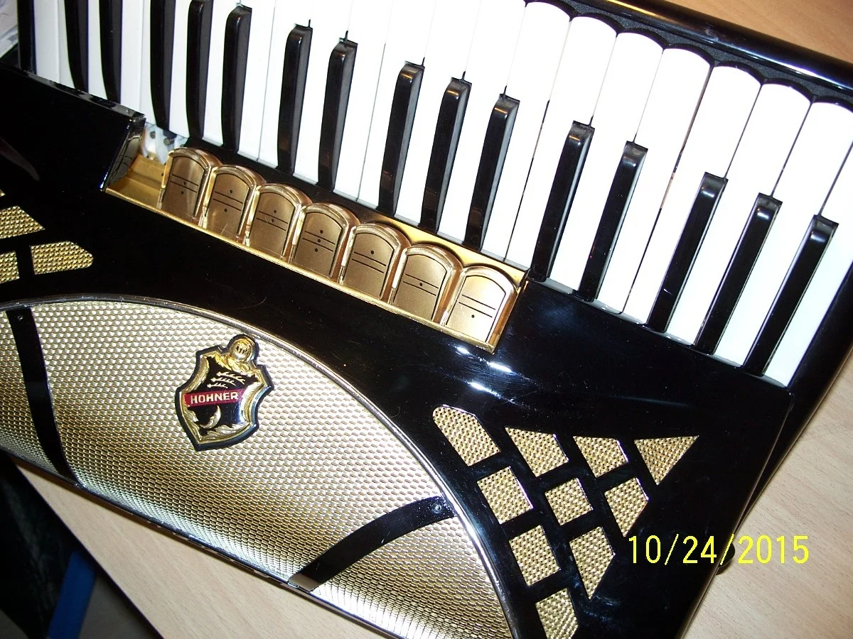 hohnerLucia3Pgekauft-Okt.2015 012.webp