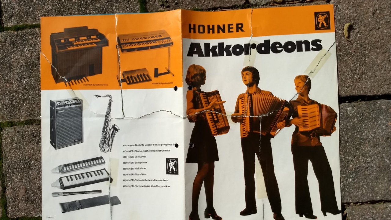 HohnerProspekt1971a.jpg