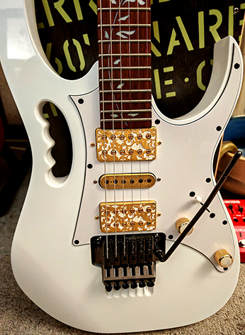 Ibanez JEMJR-1.jpg