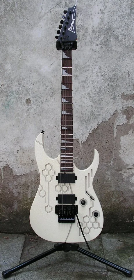 Ibanez RG420 EG BWH 2008.jpg
