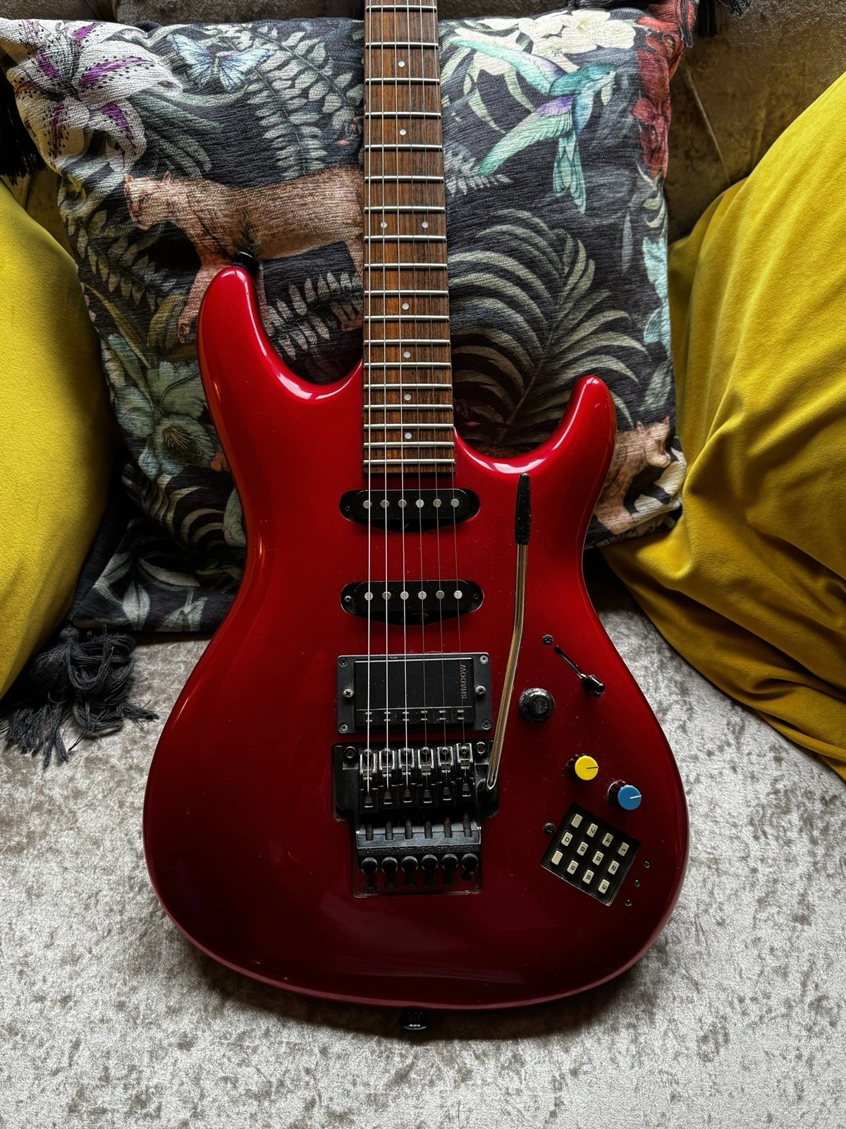 Ibanez_540R_modified_MIDI_SteveRothery_02.png