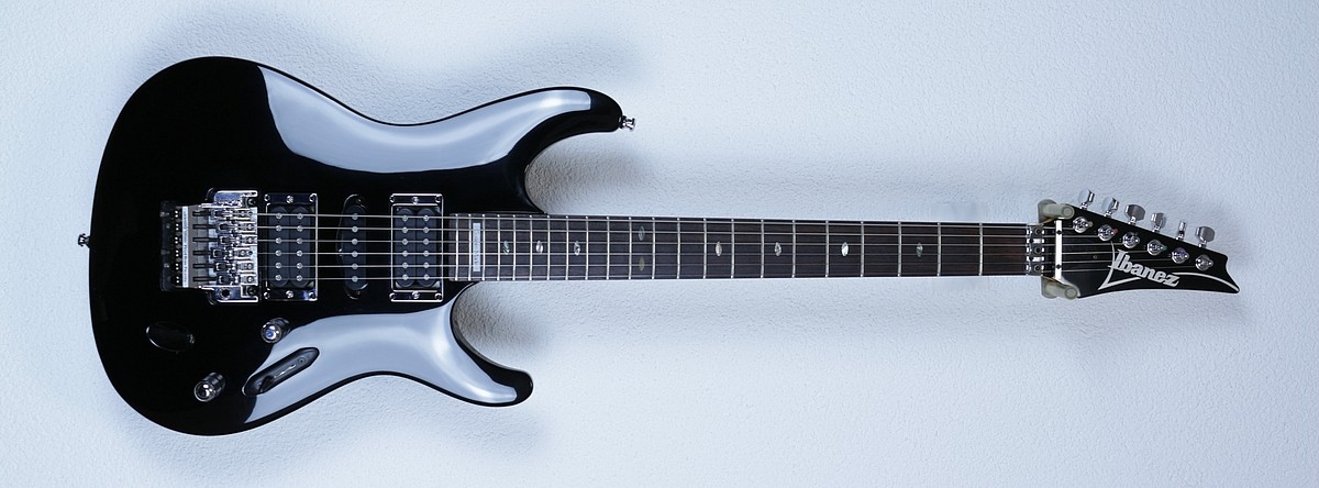 Ibanez_540SBK-HSH_1990_F.jpg