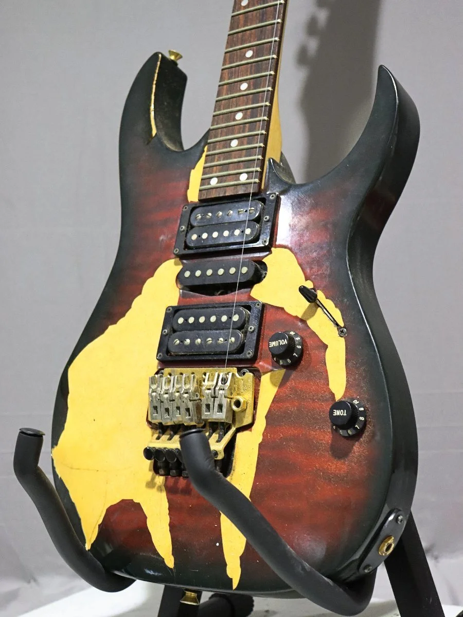 Ibanez_GravureTopProblem_1.webp