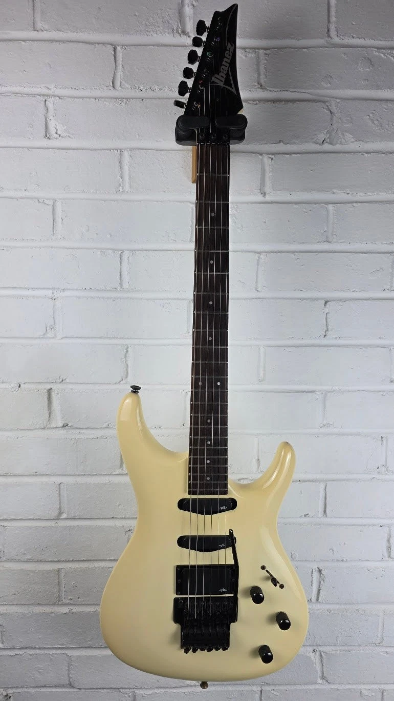 Ibanez_Paul_Samson_Custom_White_0.png