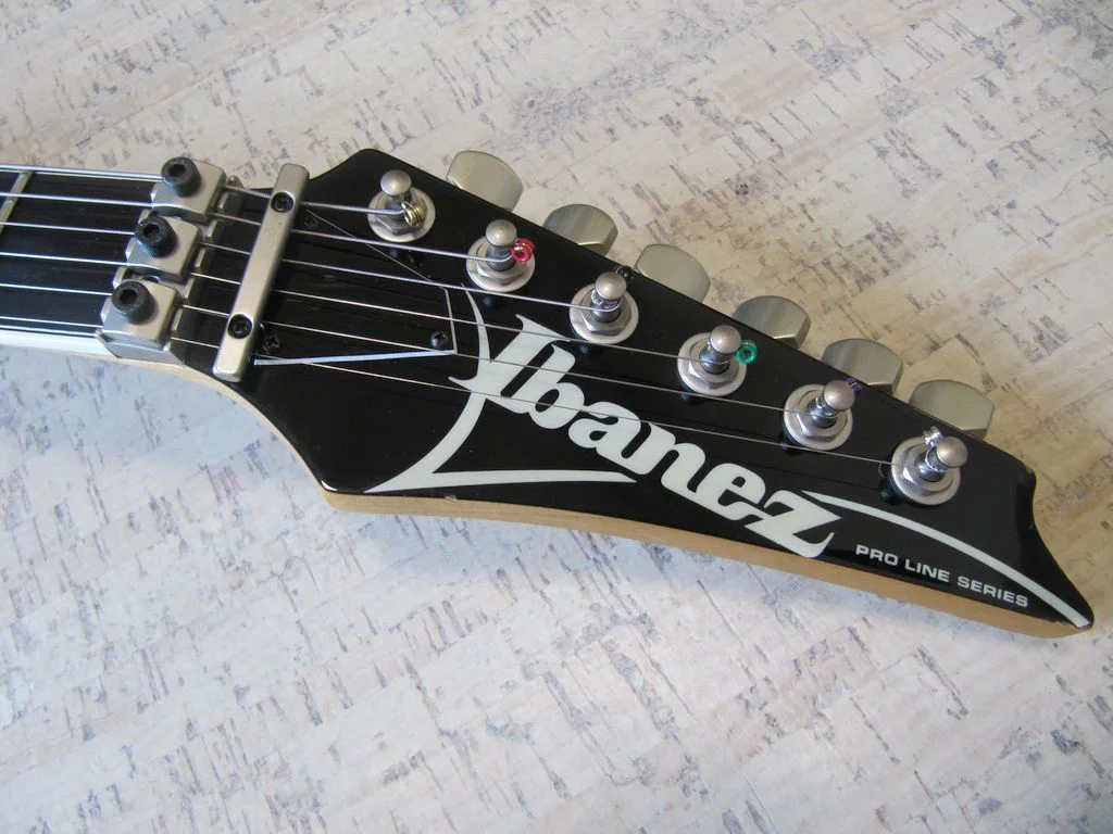 Ibanez_PL1770GP_1985_08.jpg