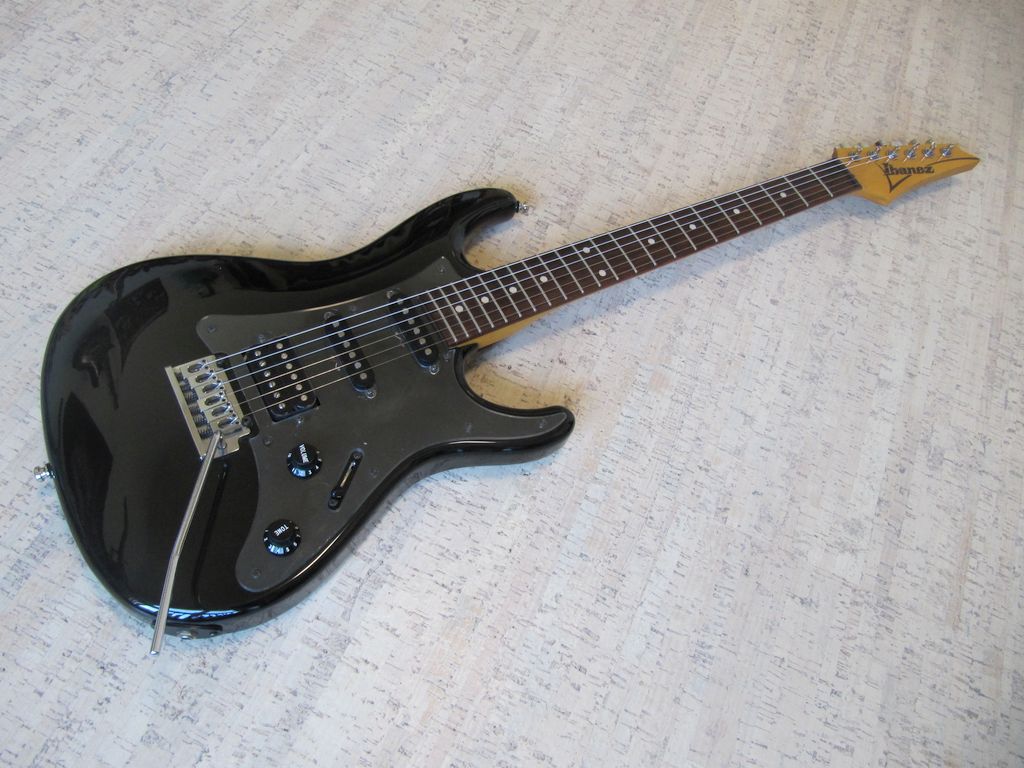 Ibanez_R334BK_1993_01.jpg