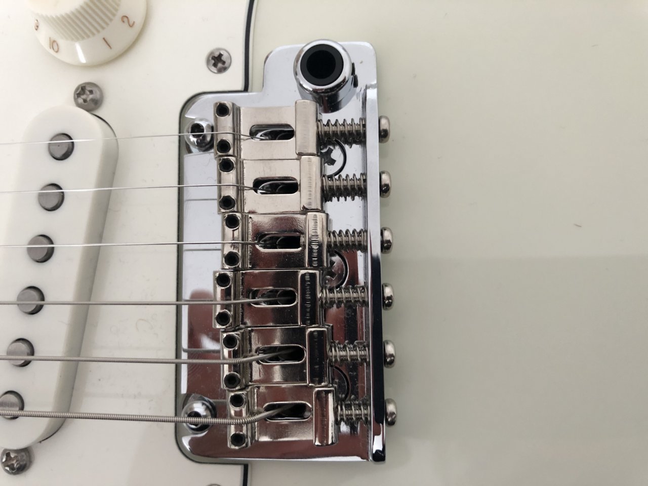 Suhr Classic S mit Gotoh 510 Vibrato Warum lasst es sich nicht intonieren Musiker Board