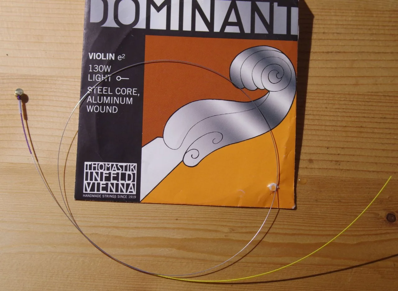 "weich klingende" Geigen-E-Saite Thomastik Dominant E Violin Alu soft