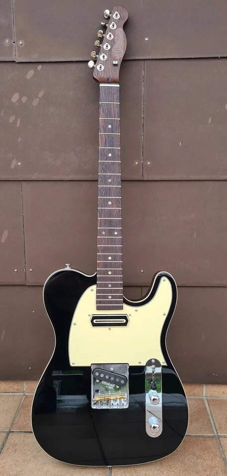 J&D Telecaster CC black 02_K_Test.webp