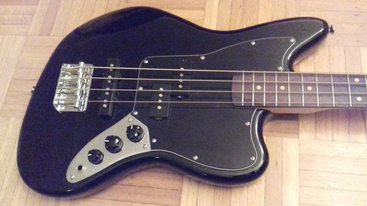 jaguarBass_1.jpg