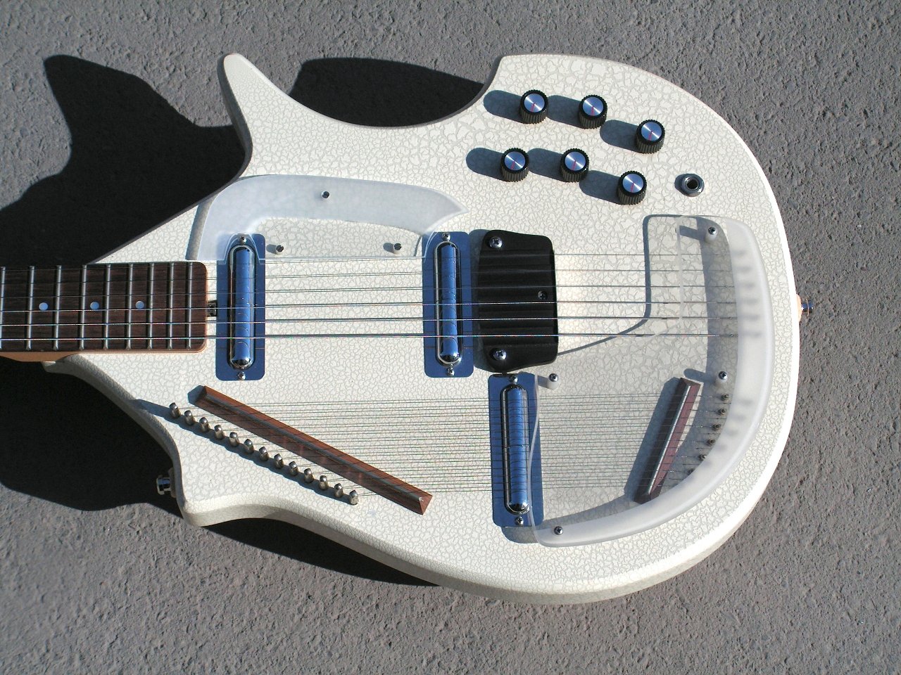 jerry jones master sitar 2000 white body.jpg