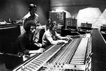 jimi374.jpg