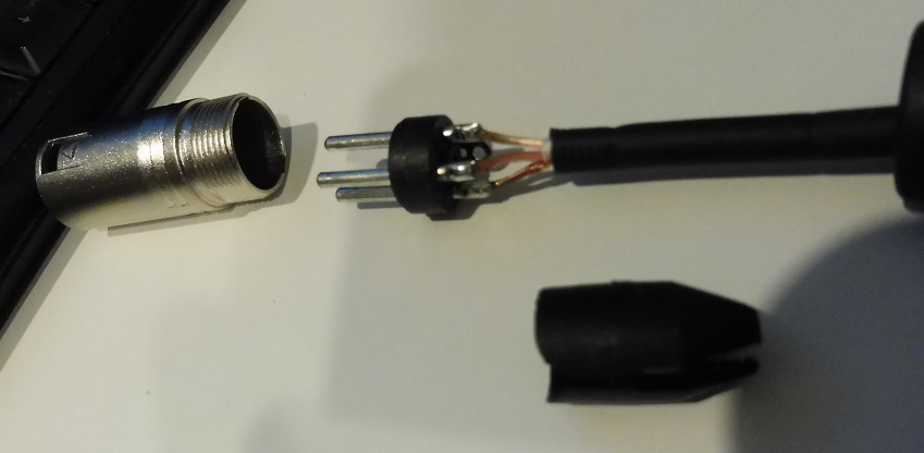 Kabelstecker.jpg