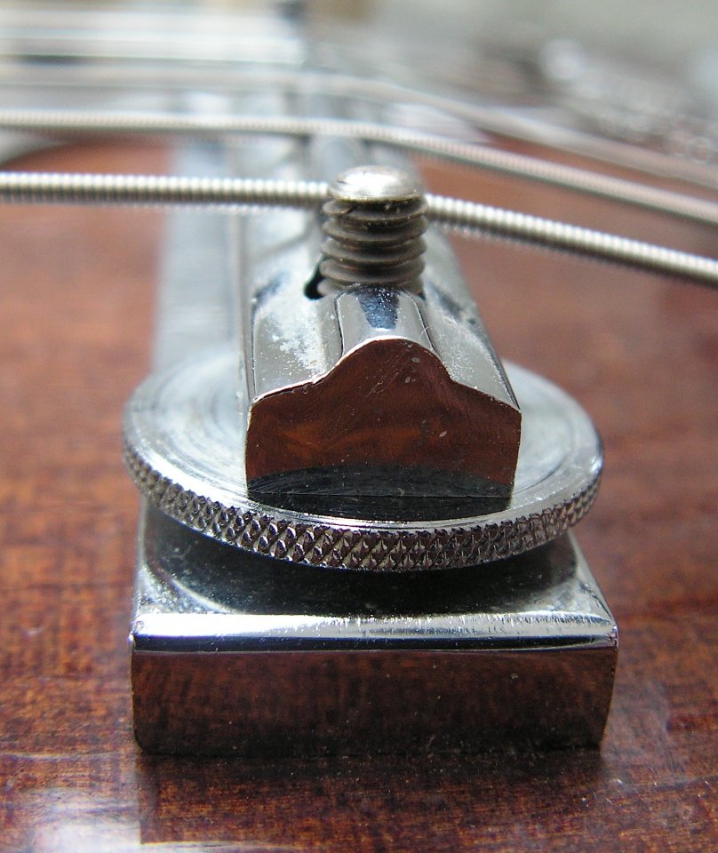 Kawai S-70 1968 bridge style 04.jpg