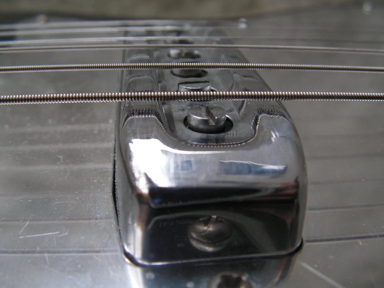 Kawai S-70 1968 pickup style 03.webp