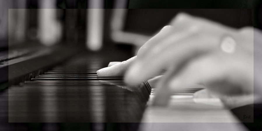 Klavier_Fingerhaltung_3.JPG