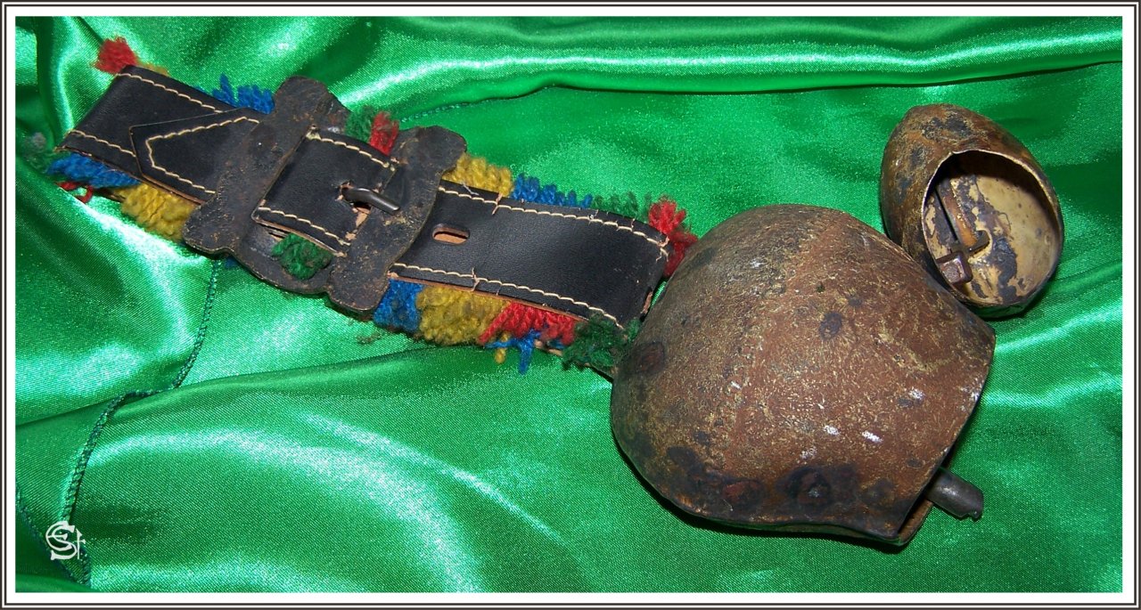 Kuhglocken 100_4577a1Rsig.jpg