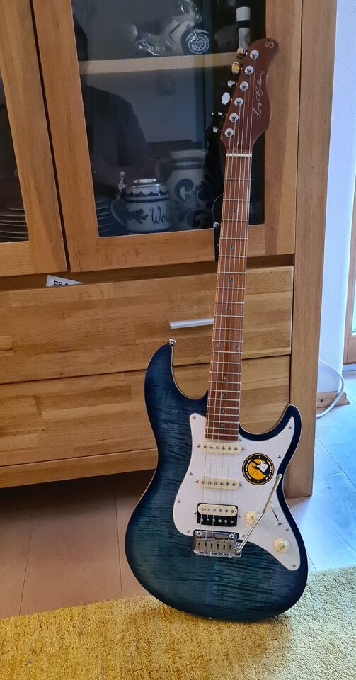 Larry Carlton S7 I (2).jpg