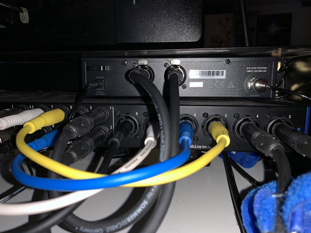 LD U305 IEM back.JPG