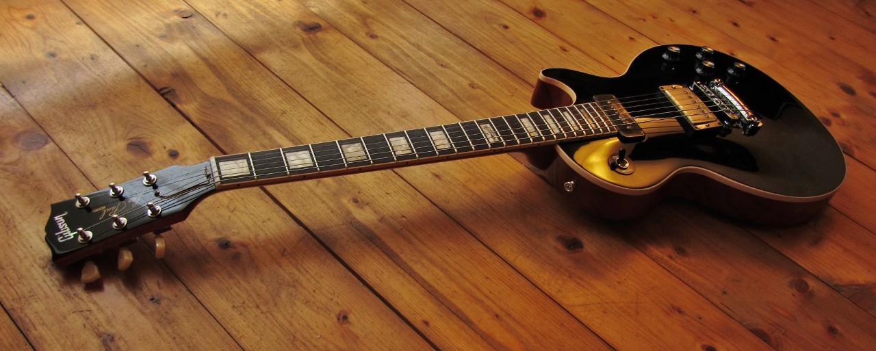 LouPallo_Amber_neu_1(1280x513).jpg