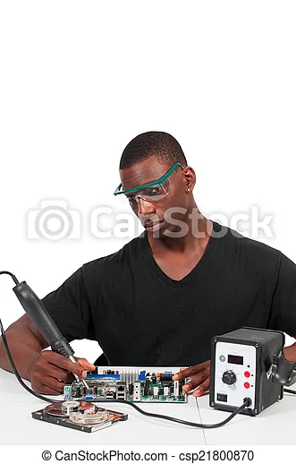 man-soldering-picture_csp21800870.png