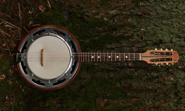 DIY: Restauration eines Mandolinenbanjos 