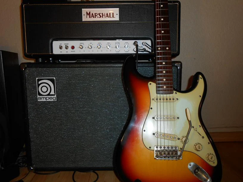 Marshall+Strat.webp