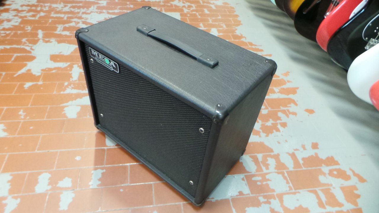 MB-Compact-Cab -3.jpg