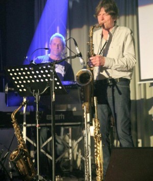 mel_collins_sax.jpg