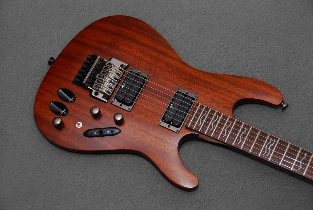 Mittel_Gitarre 032-3.jpg