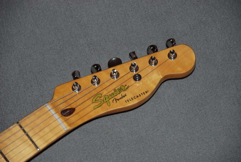 Mittel_Gitarre 299-1.jpg