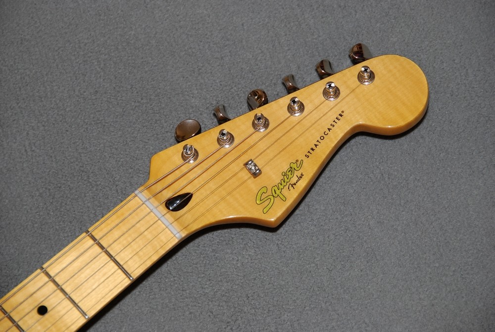 Mittel_Gitarre 308-1.jpg