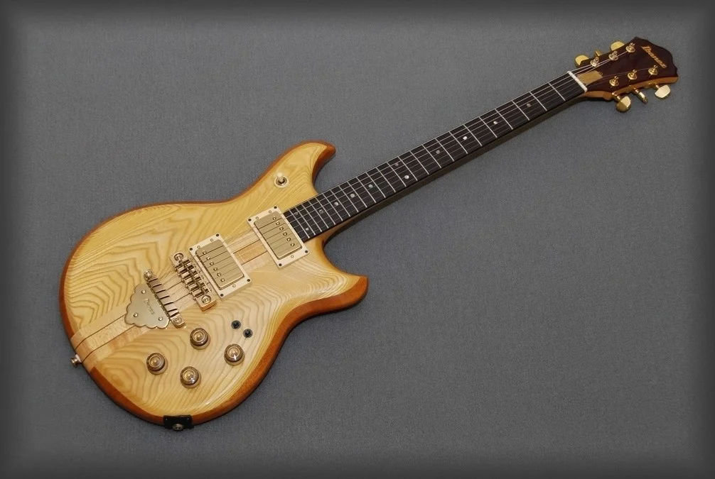 Mittel_Gitarre 332-1.jpg